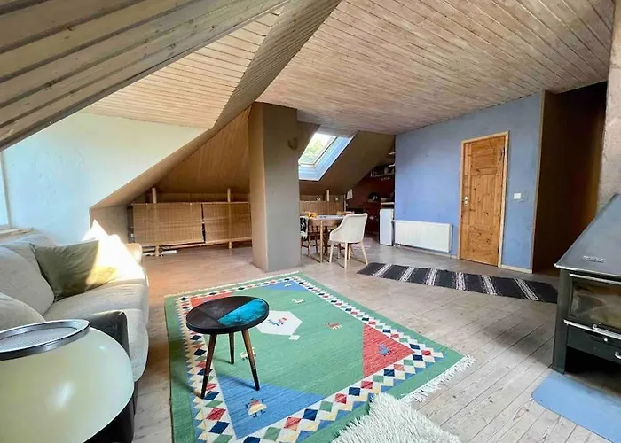 Peaceful Retreat In An Ecological City Apartment